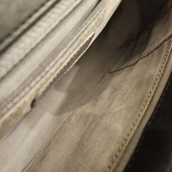 Chanel Flap Boy In New Medium - Picture 11 of 15